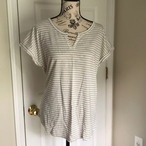 Old Navy striped short sleeve t-shirt